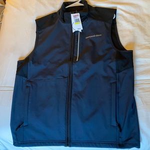Vineyard Vines men’s vest